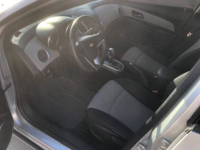 2016 Chevrolet Cruze thumbnail 5