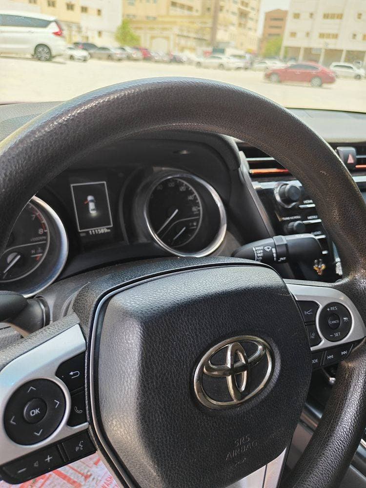 2018 Toyota Camry thumbnail 5