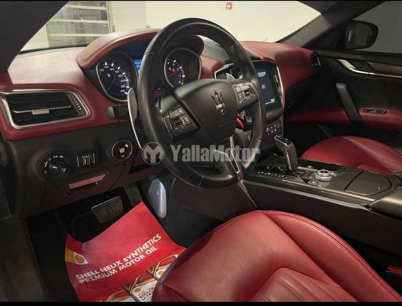 2020 Maserati Ghibli thumbnail 5
