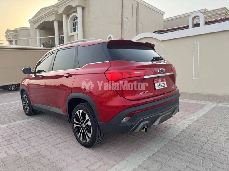 2023 Chevrolet Captiva thumbnail 2