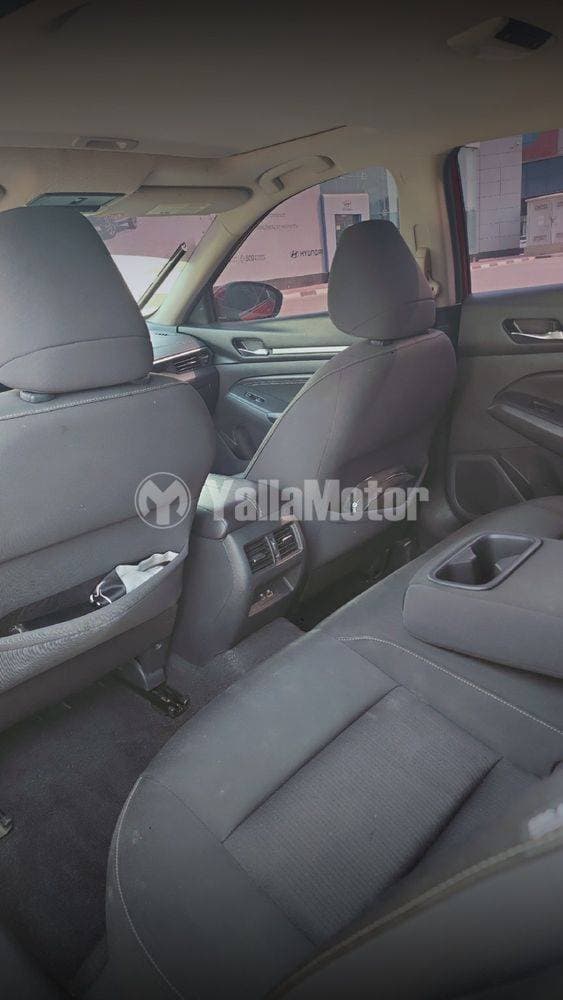 2019 Nissan Altima thumbnail 9