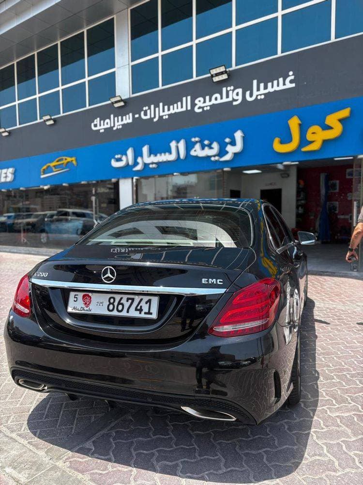 2015 Mercedes-Benz C-Class thumbnail 2