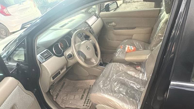 2006 Nissan Tiida thumbnail 3