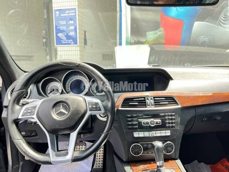2013 Mercedes-Benz C-Class thumbnail 3