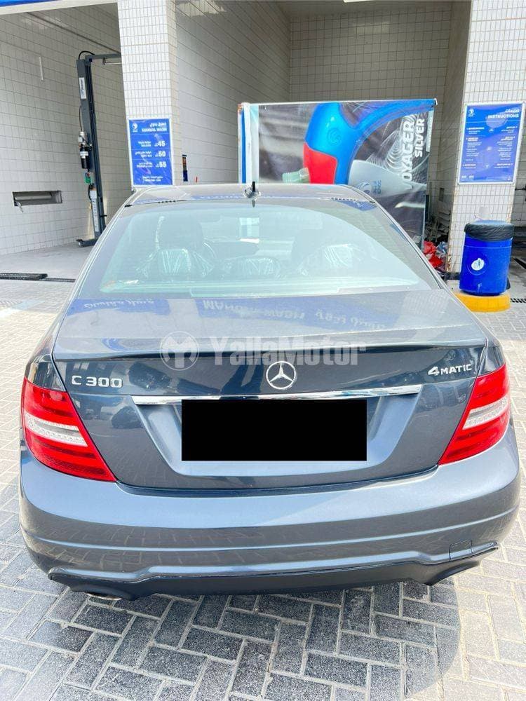 2013 Mercedes-Benz C-Class thumbnail 2