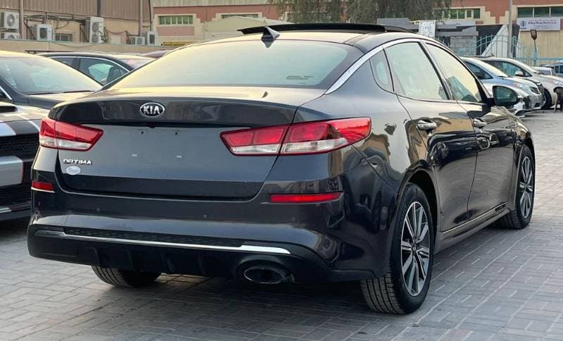 2020 Kia Optima thumbnail 5
