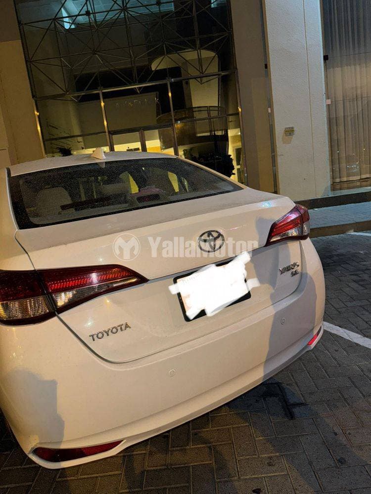 2019 Toyota Yaris Sedan thumbnail 2