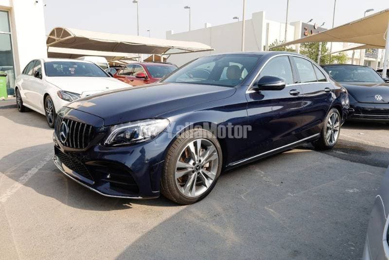 2018 Mercedes-Benz C-Class thumbnail 2
