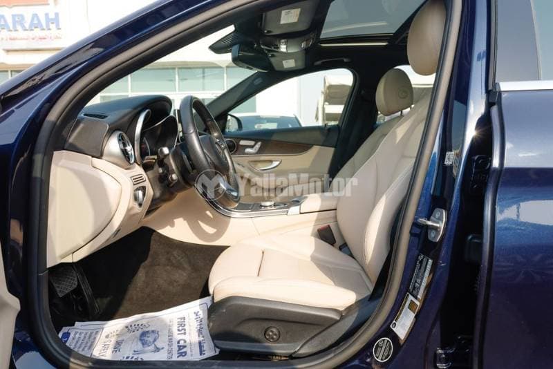 2018 Mercedes-Benz C-Class thumbnail 6