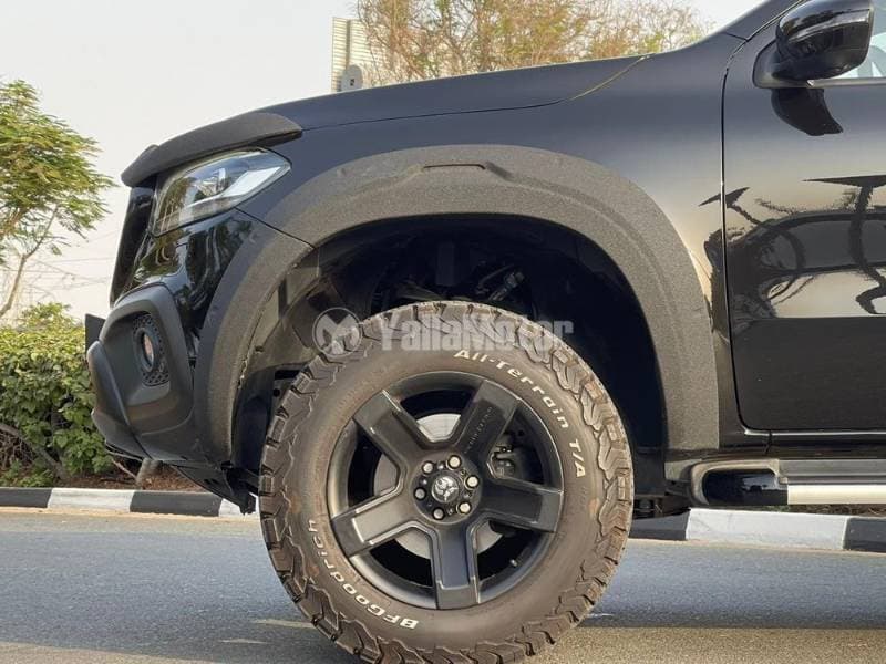 2022 Mercedes-Benz X250d thumbnail 6