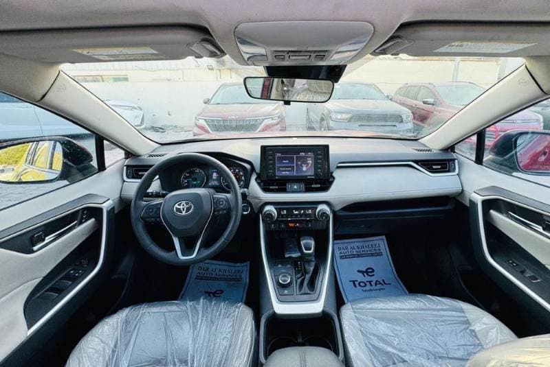 2021 Toyota Rav4 thumbnail 6