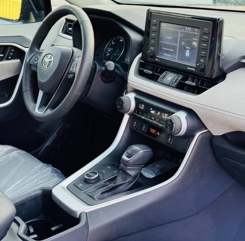 2021 Toyota Rav4 thumbnail 9