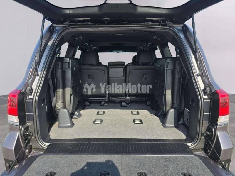 2018 Toyota Land Cruiser thumbnail 6