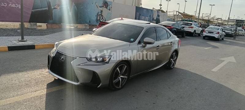 2020 Lexus IS 300 thumbnail 3