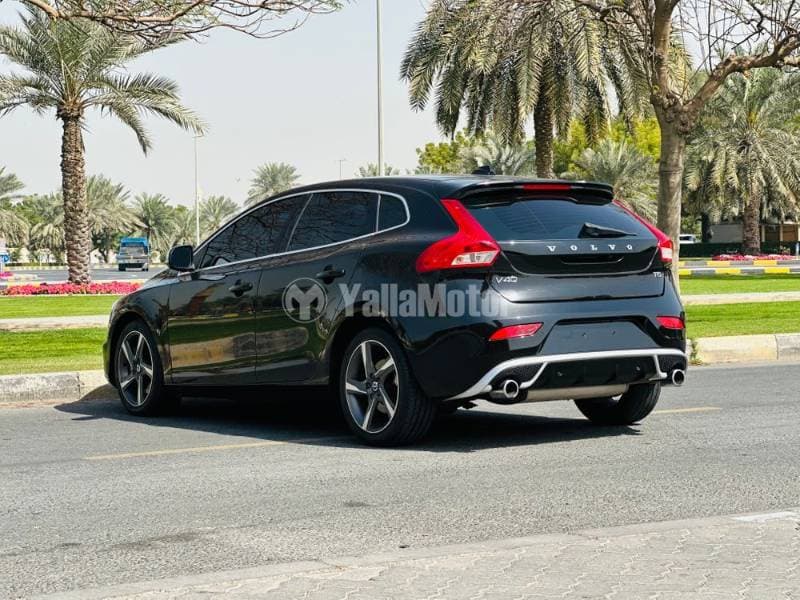2016 Volvo V40 thumbnail 9