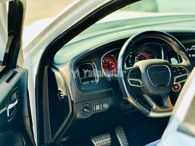 2020 Dodge Charger thumbnail 10