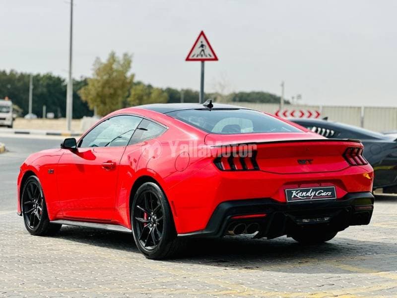 2024 Ford Mustang thumbnail 7