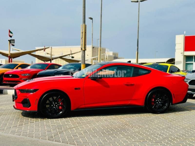 2024 Ford Mustang thumbnail 8