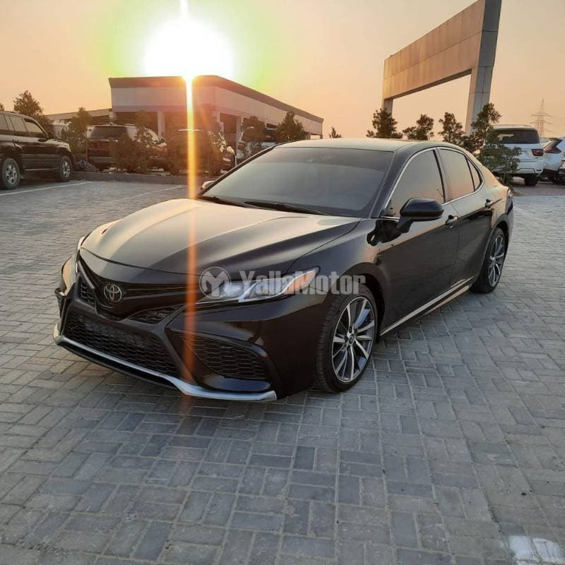 2020 Toyota Camry thumbnail 2