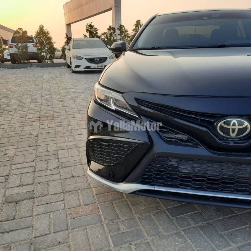 2020 Toyota Camry thumbnail 4