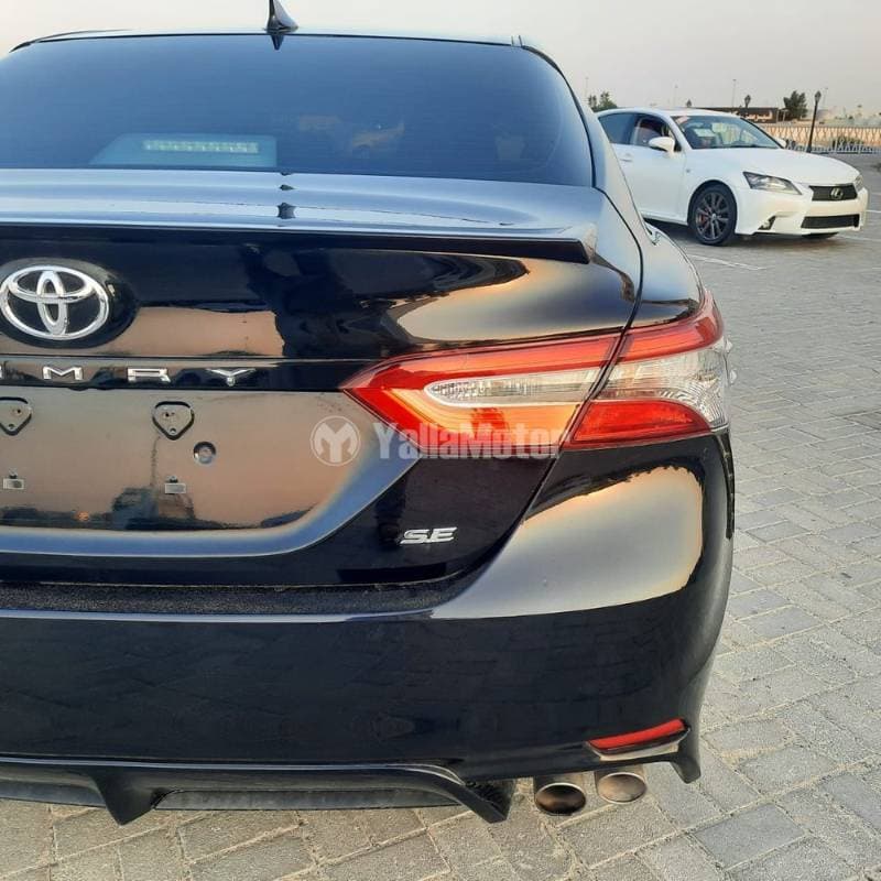 2020 Toyota Camry thumbnail 10