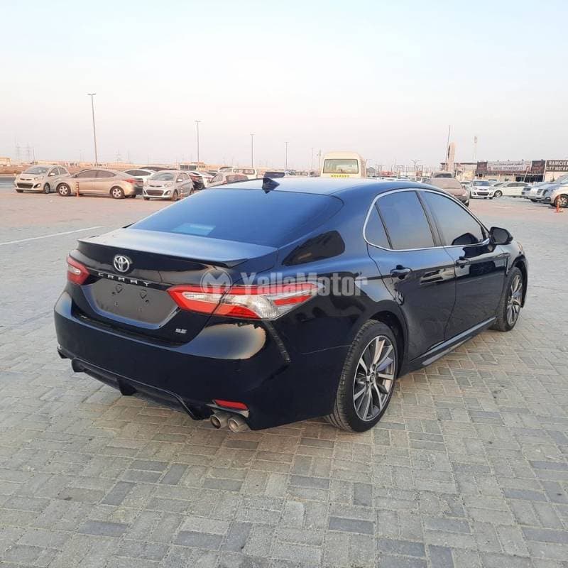 2020 Toyota Camry thumbnail 6
