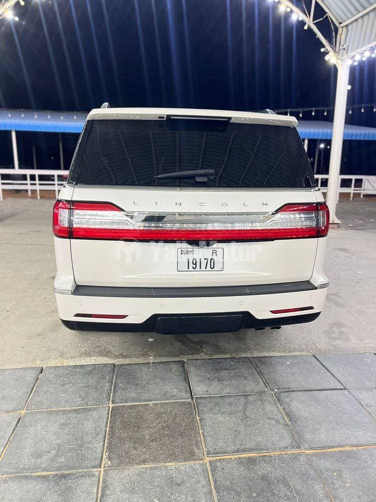 2019 Lincoln Navigator thumbnail 3