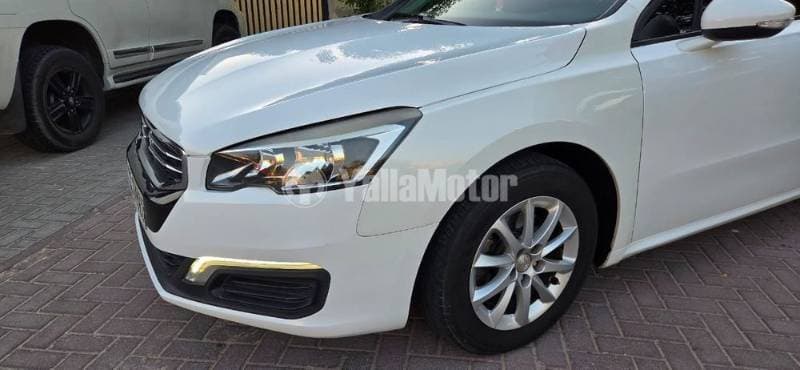 2015 Peugeot 508 thumbnail 4