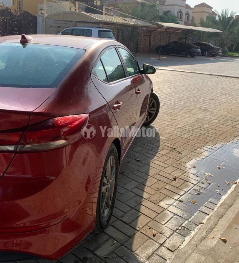 2018 Hyundai Elantra thumbnail 2