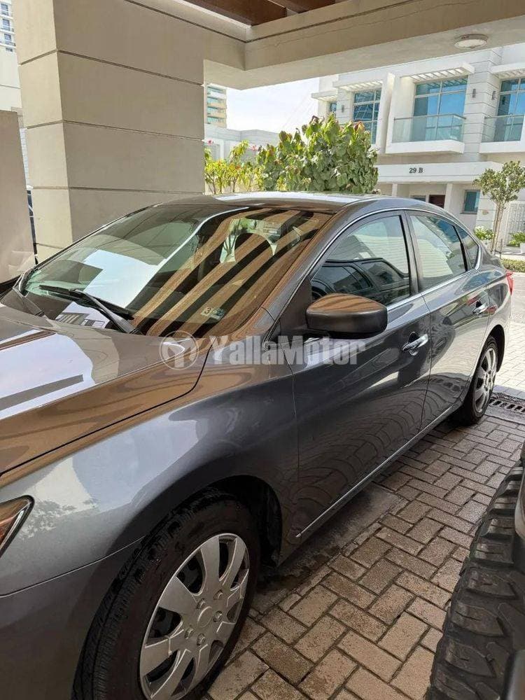 2017 Nissan Sentra thumbnail 5