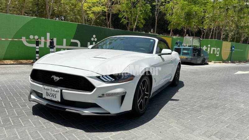 2020 Ford Mustang thumbnail 2