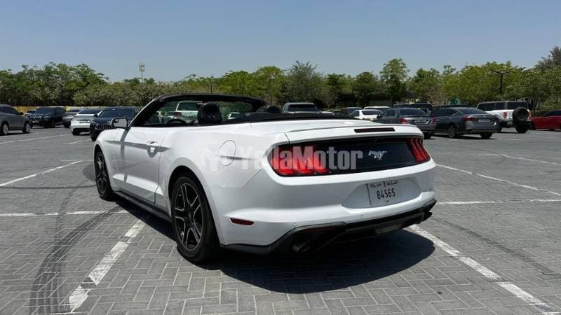 2020 Ford Mustang thumbnail 5