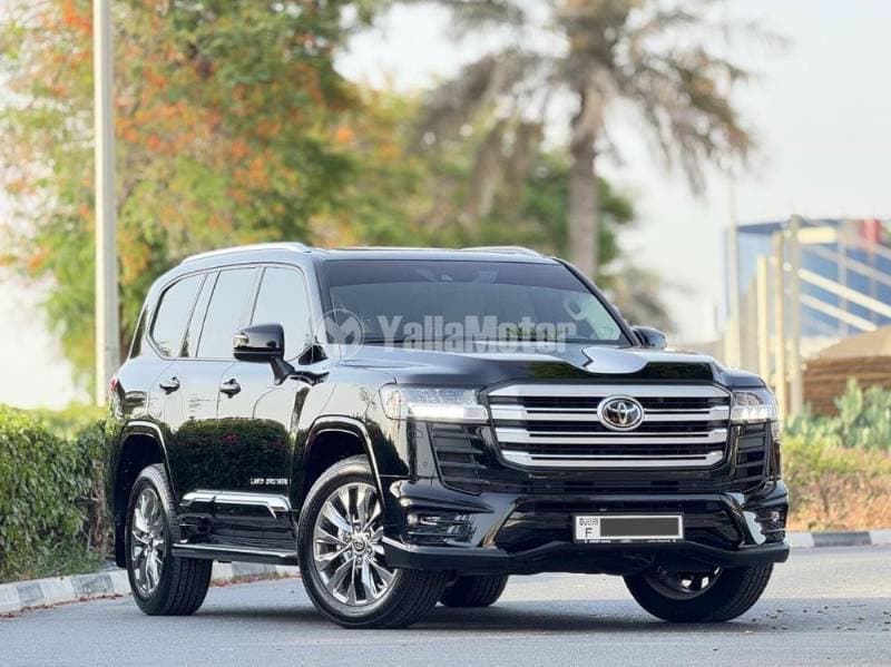 2024 Toyota Land Cruiser thumbnail 3