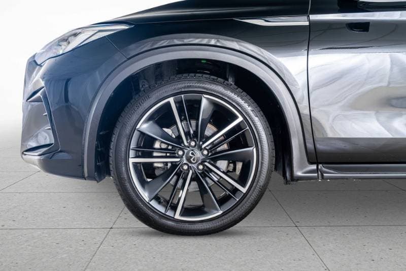 2024 Infiniti QX55 thumbnail 10