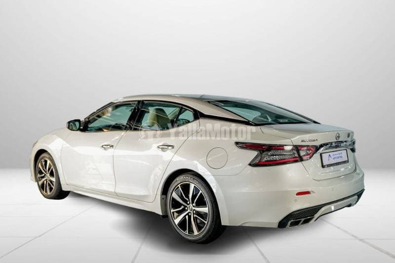 2022 Nissan Maxima thumbnail 5