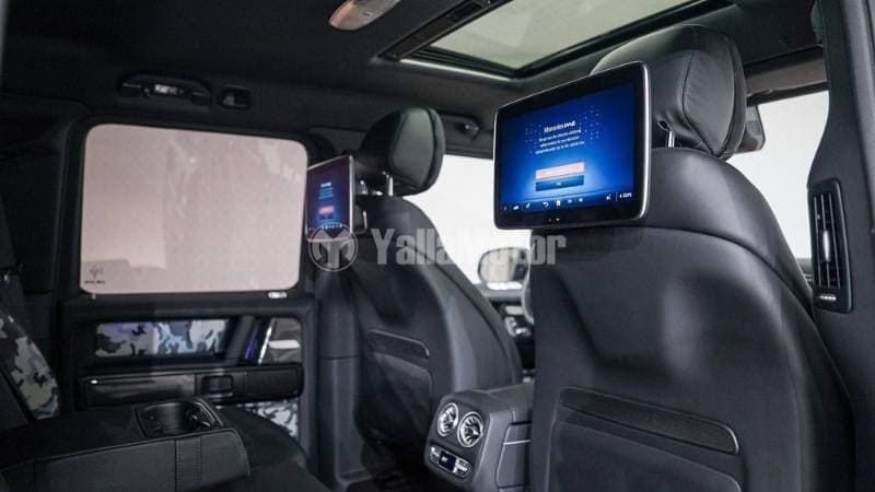 2025 Mercedes-Benz G 63 AMG thumbnail 6