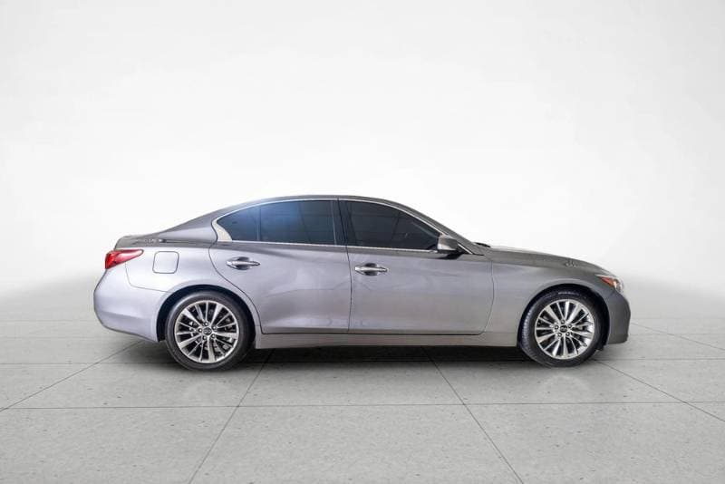 2023 Infiniti Q50 thumbnail 2