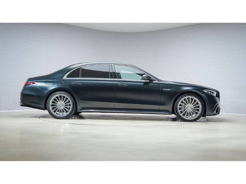 2024 Mercedes-Benz S-Class thumbnail 3