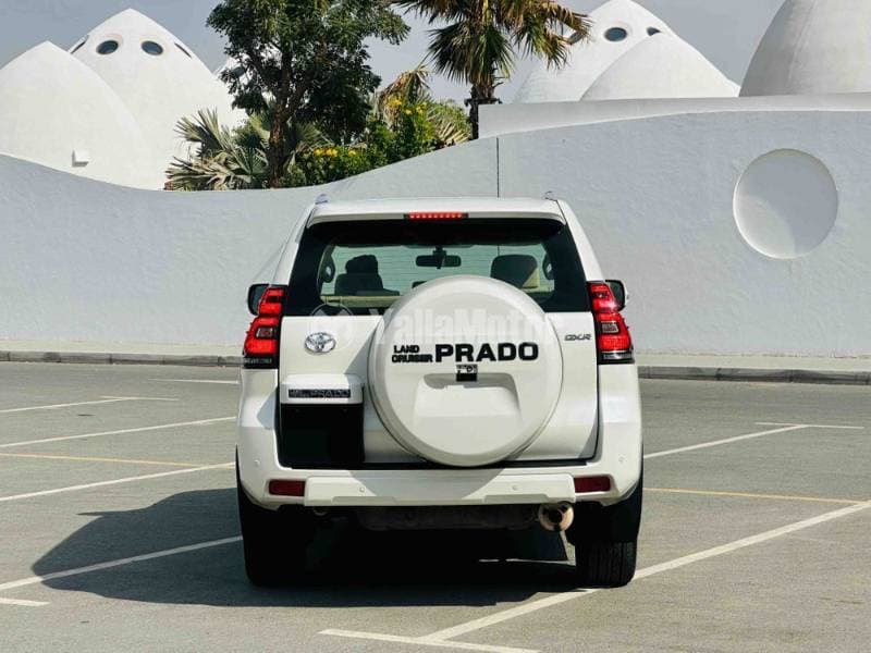 2020 Toyota Land Cruiser Prado thumbnail 4
