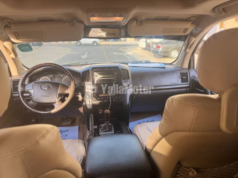 2011 Toyota Land Cruiser 70 Series thumbnail 5