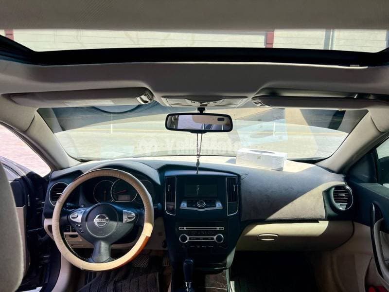 2012 Nissan Maxima thumbnail 4