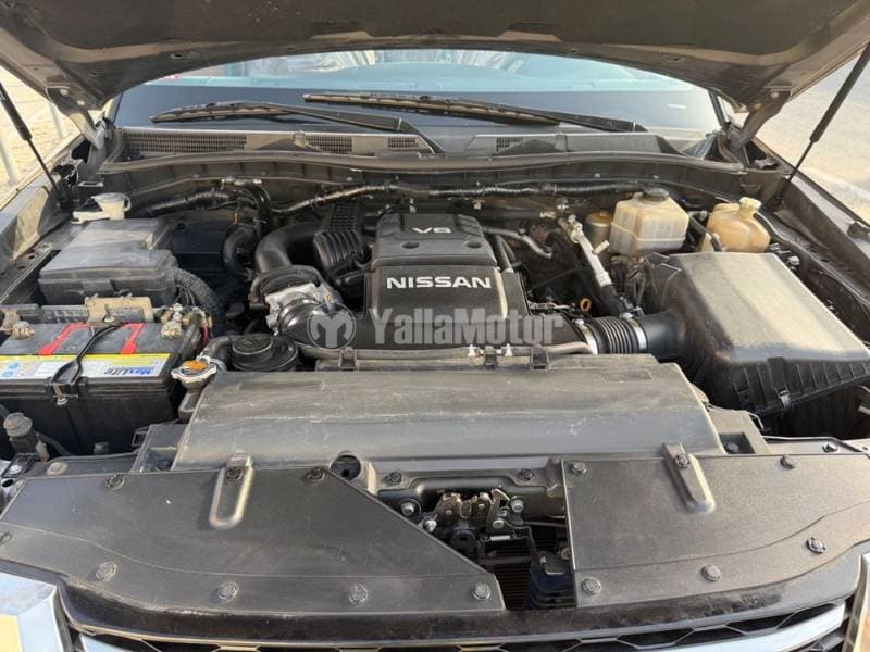 2018 Nissan Patrol thumbnail 4