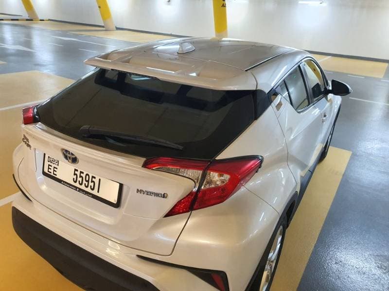 2023 Toyota C HR thumbnail 6