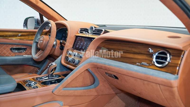 2022 Bentley Bentayga thumbnail 8