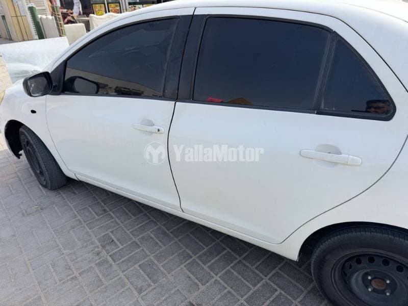 2007 Toyota Yaris thumbnail 2