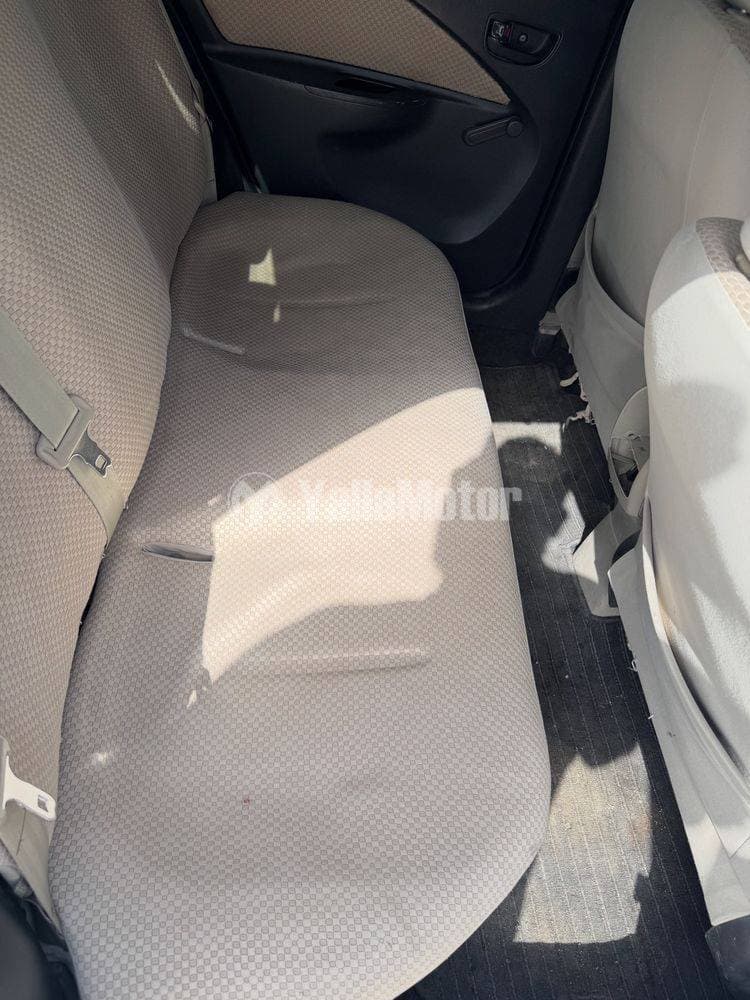 2007 Toyota Yaris thumbnail 5