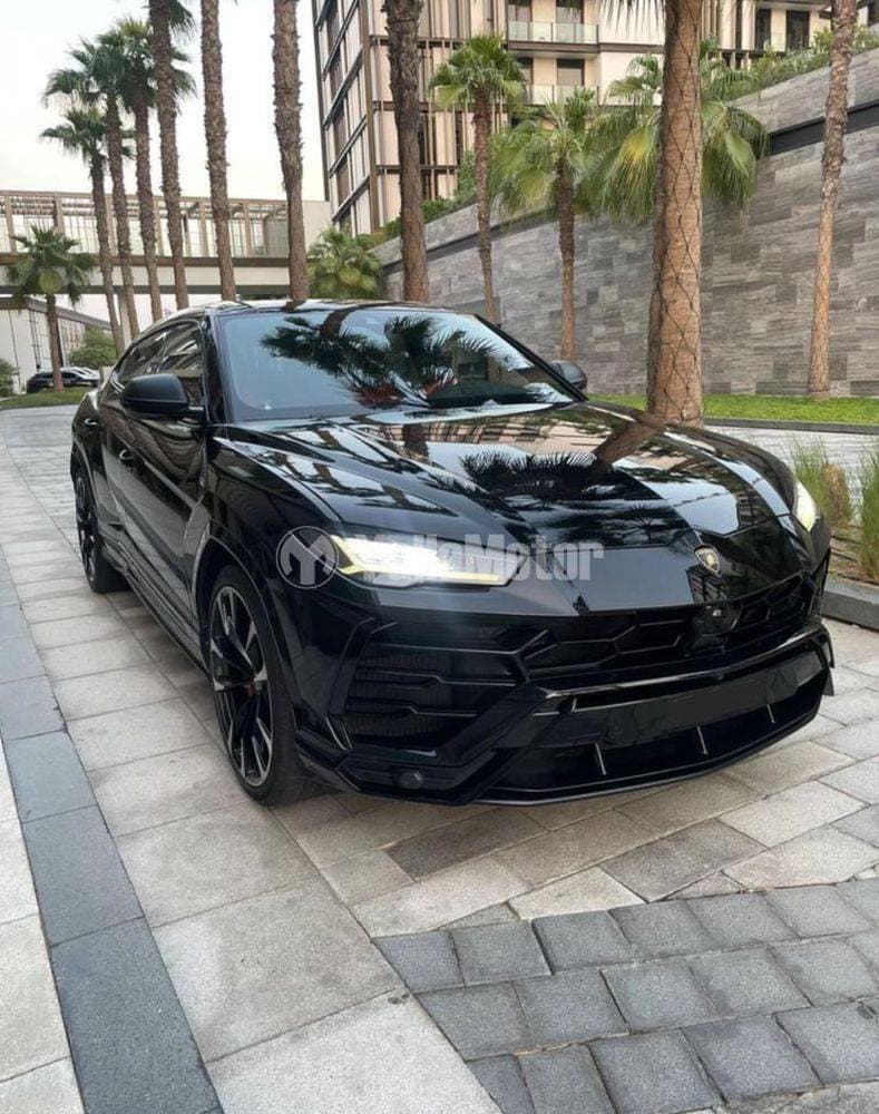 2020 Lamborghini Urus thumbnail 2