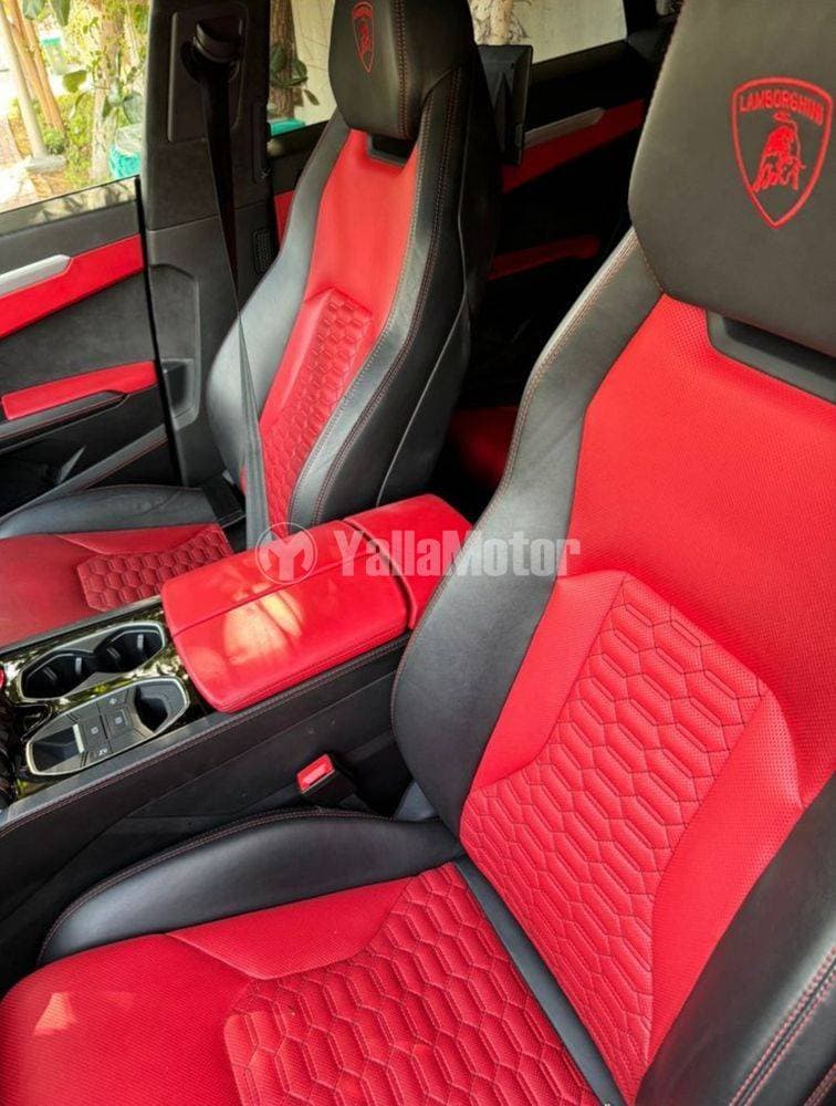 2020 Lamborghini Urus thumbnail 6