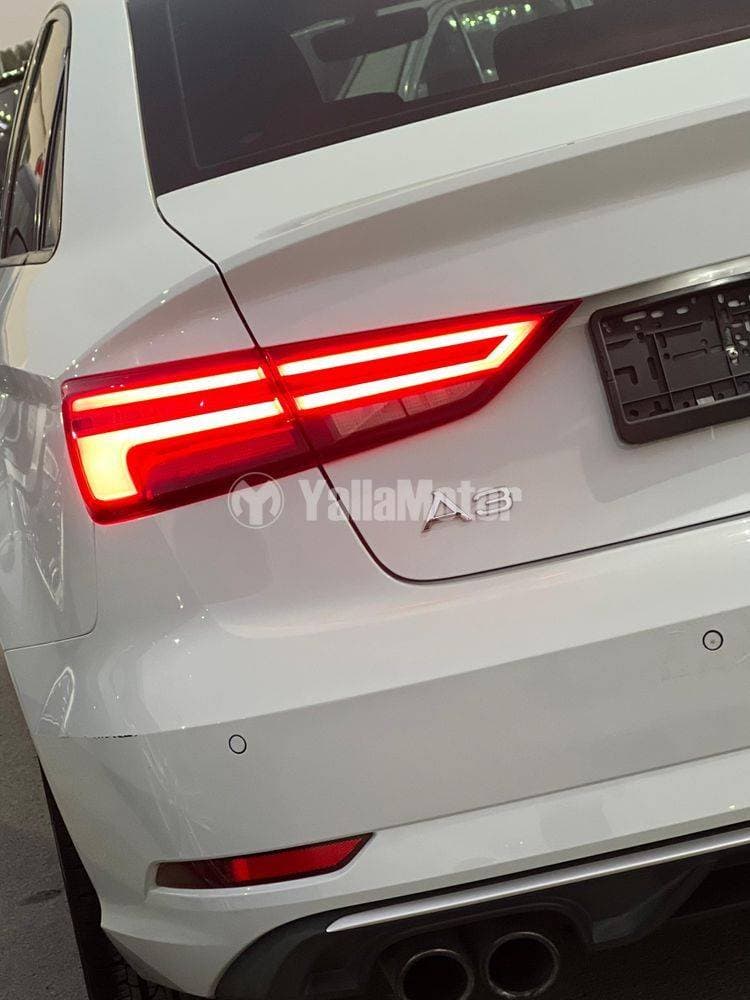 2018 Audi A3 Sedan thumbnail 3