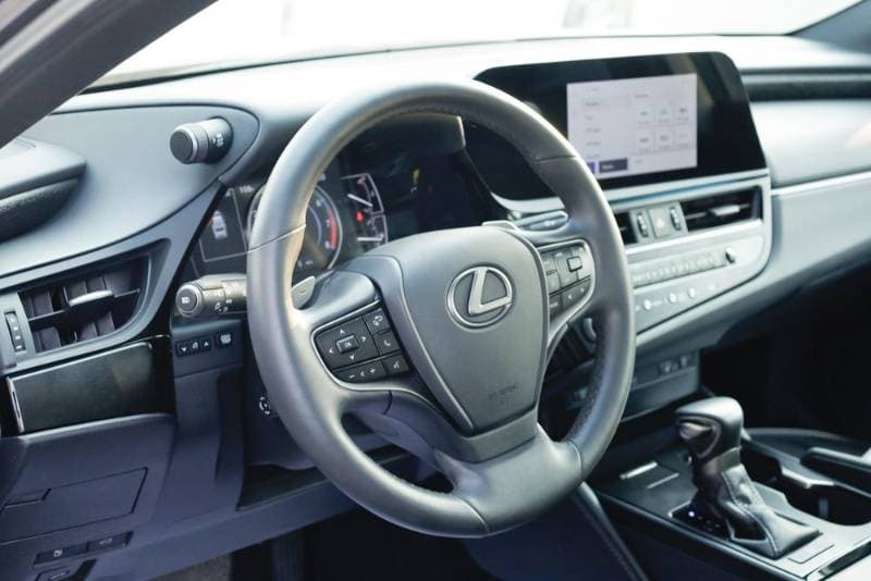 2024 Lexus ES thumbnail 4